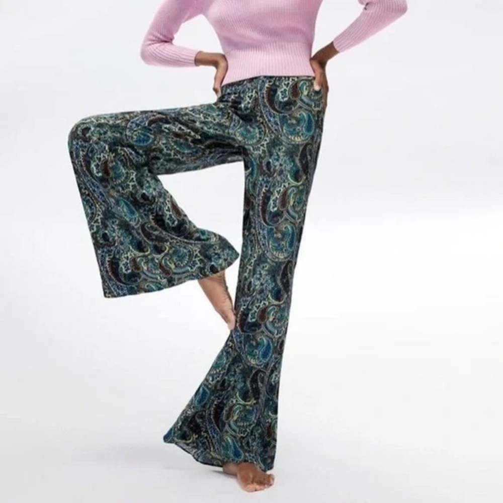 3/$30 ☀️ Zara Paisley Flare Pants Blue & Green